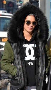 meet-the-outerwear-designer-cara-delevingne-and-rihanna-love-1609683-1451417834.640x0c