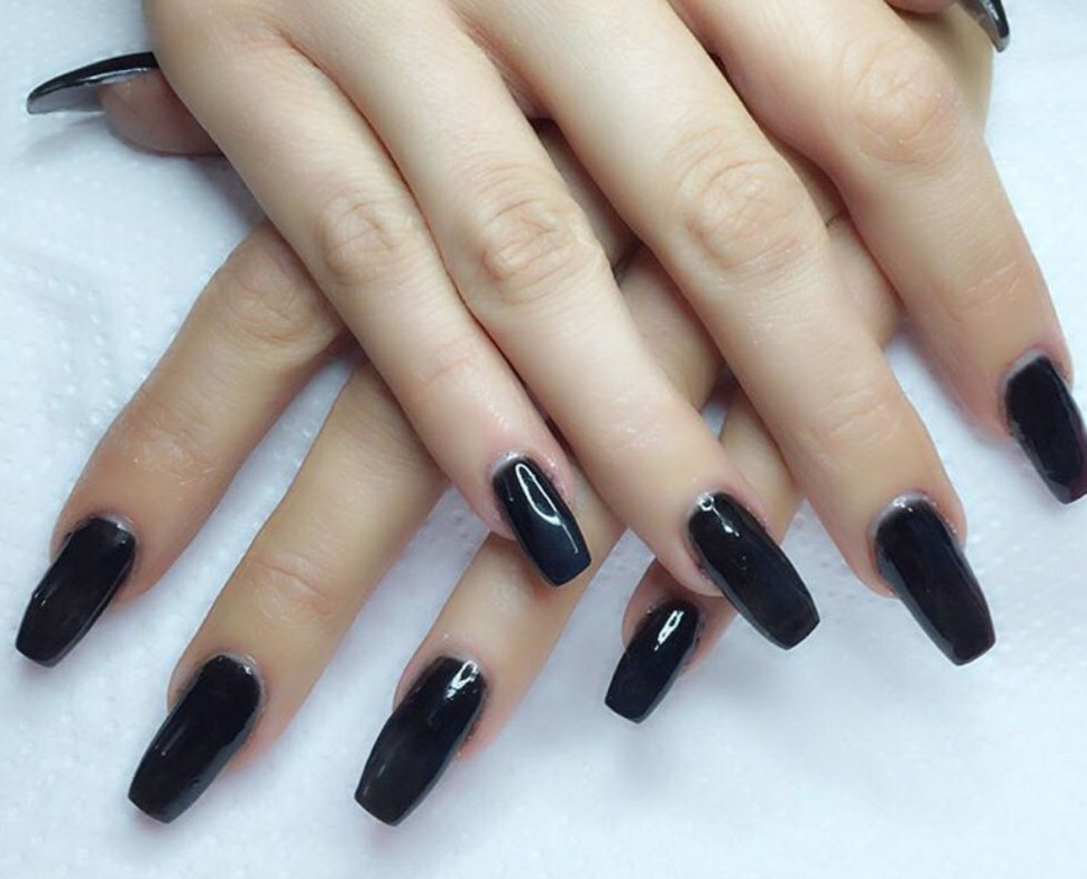 black-coffin-nails