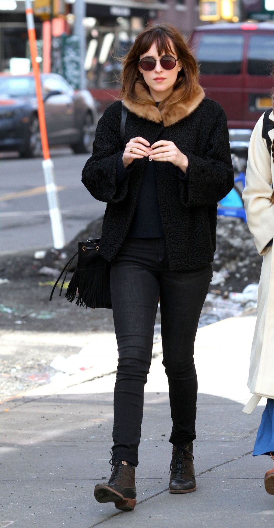 dakota-johnson-street-style-out-in-new-york-city-march-2015_9