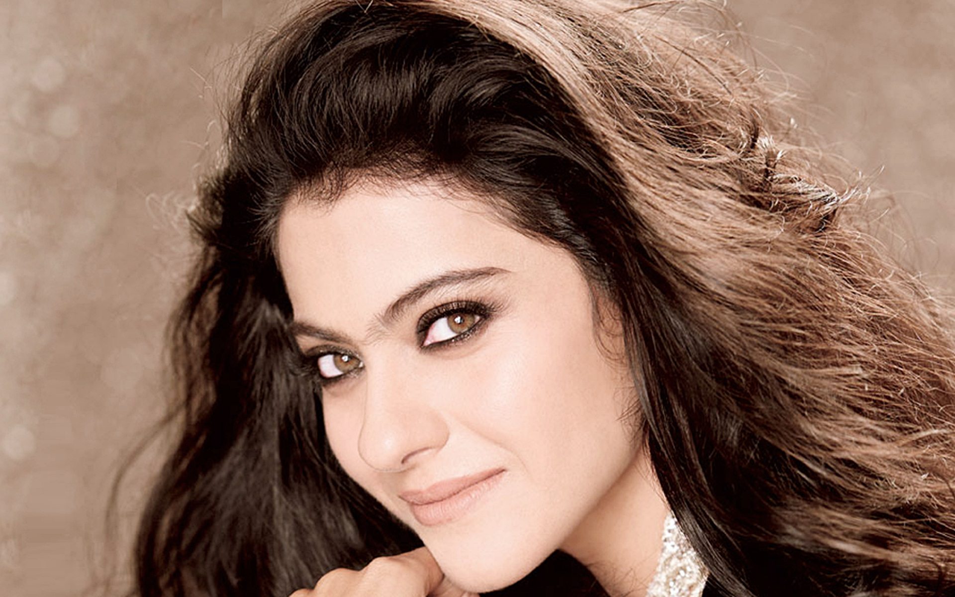 best-kajol-devgan-wallpapers-hd1