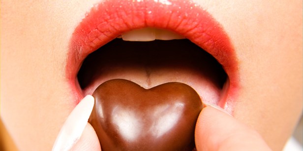 eating-chocolate-can-help-to-boost-your-sex-drive-_16000826_800511378_0_0_14091726_65535